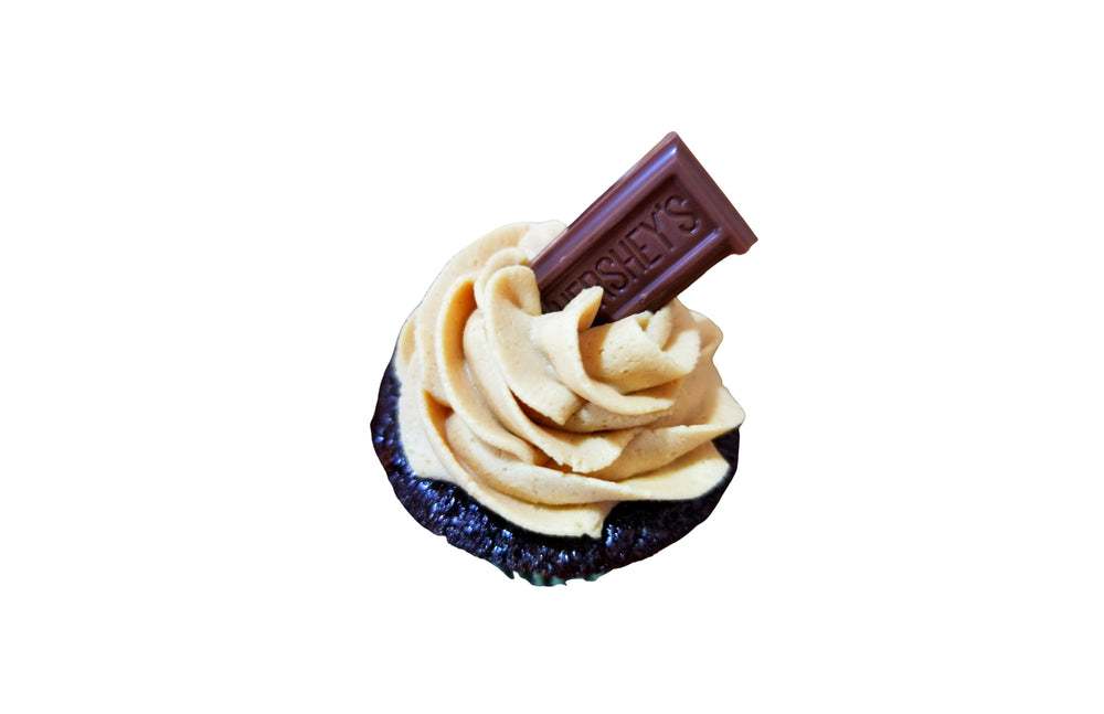 Chocolate Cupcakes with Peanut Butter Frosting Sweetz Bkry